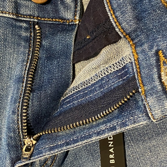 NWT J BRAND Womens Mid Rise Crop Skinny Uncharted Destruct Jeans Denim Size 27 - Picture 10 of 13